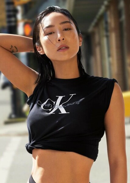 Greta Lee photo