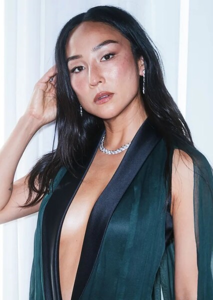 Greta Lee photo