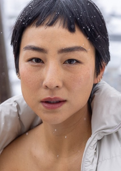 Greta Lee photo
