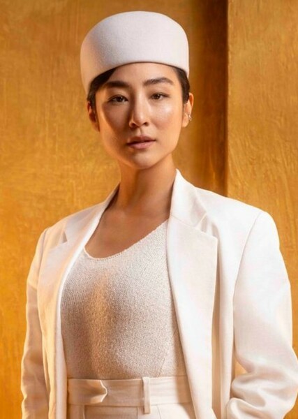 Greta Lee photo