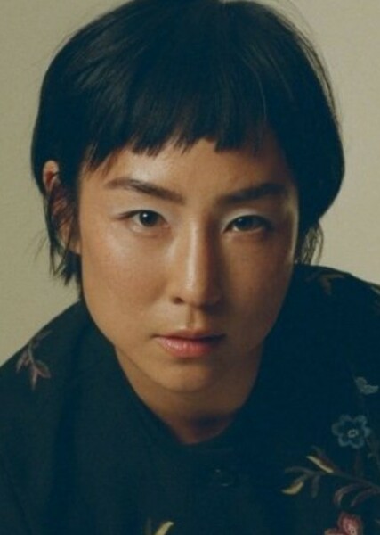 Greta Lee photo