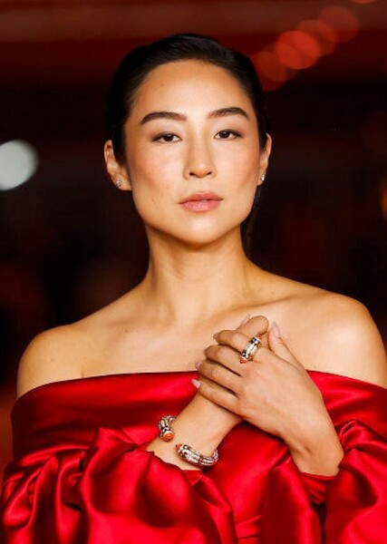Greta Lee photo