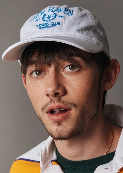 Griffin Gluck photo