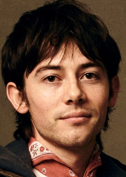 Griffin Gluck photo