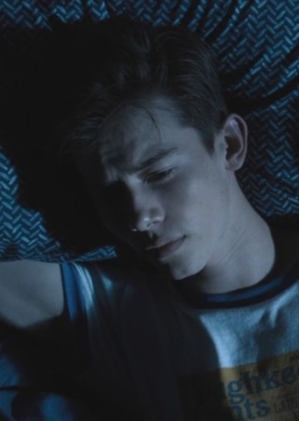 Griffin Gluck photo