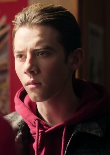 Griffin Gluck photo