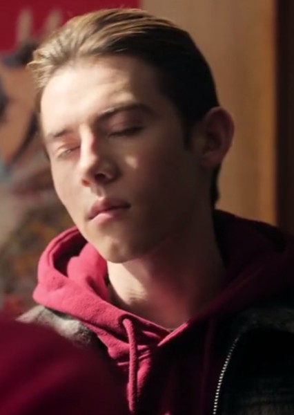 Griffin Gluck photo