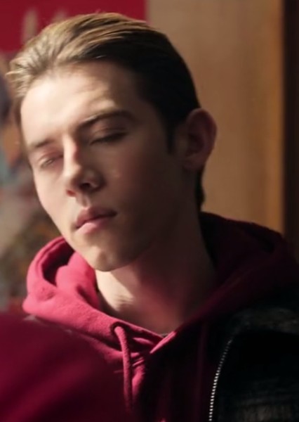 Griffin Gluck photo