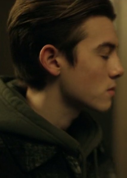 Griffin Gluck photo