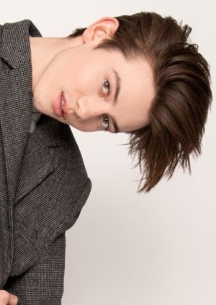 Griffin Gluck photo
