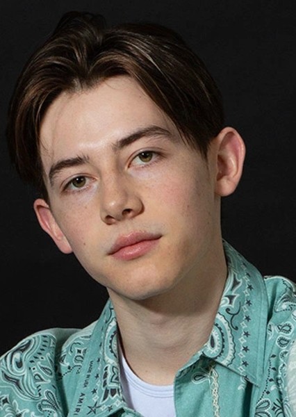 Griffin Gluck photo