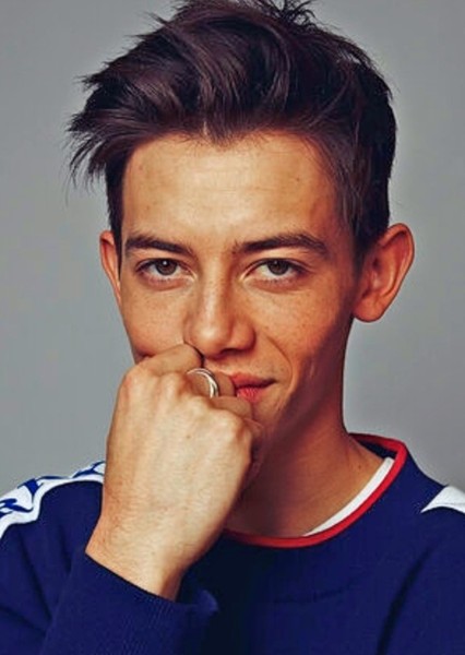 Griffin Gluck photo