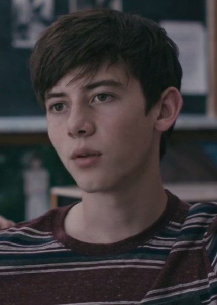 Griffin Gluck photo