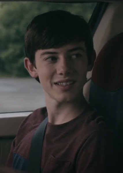 Griffin Gluck photo