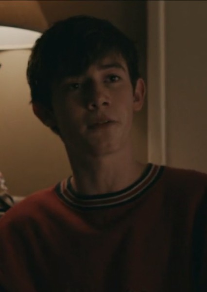Griffin Gluck photo