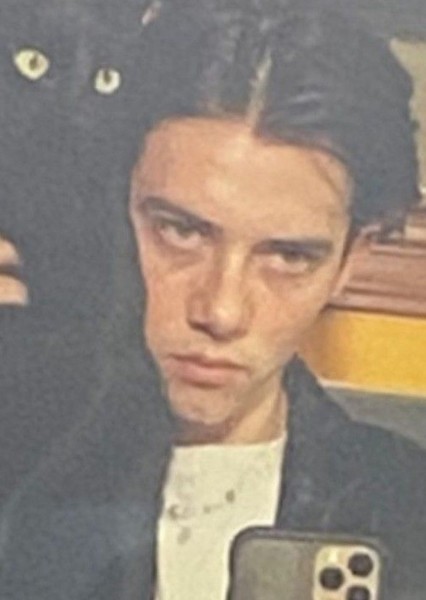 Griffin Gluck photo
