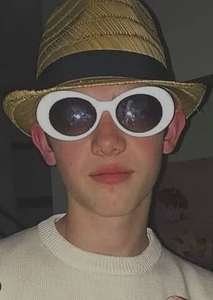 Griffin Gluck photo