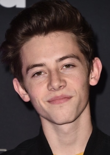 Griffin Gluck photo
