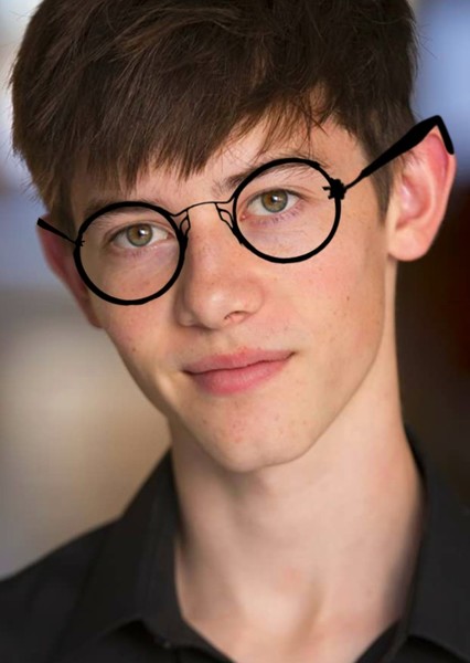 Griffin Gluck photo