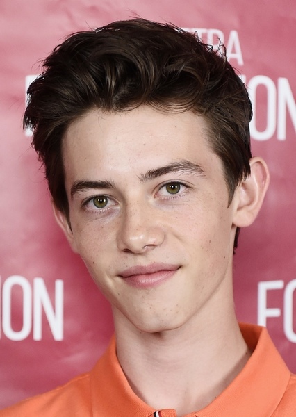 Griffin Gluck photo