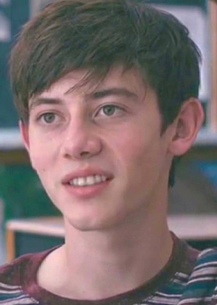 Griffin Gluck photo