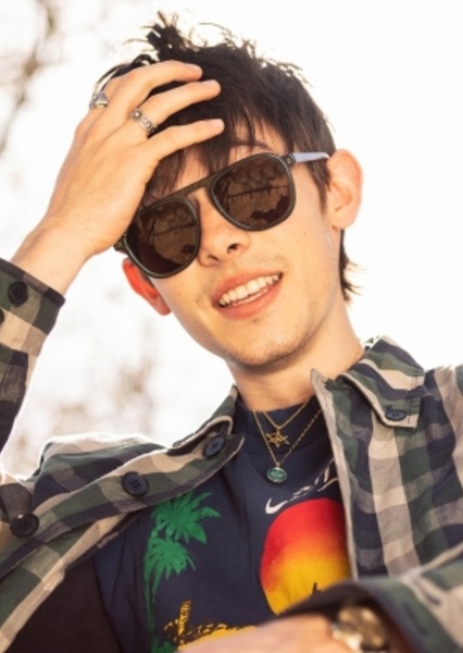 Griffin Gluck photo