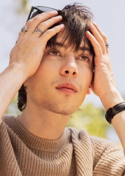 Griffin Gluck photo
