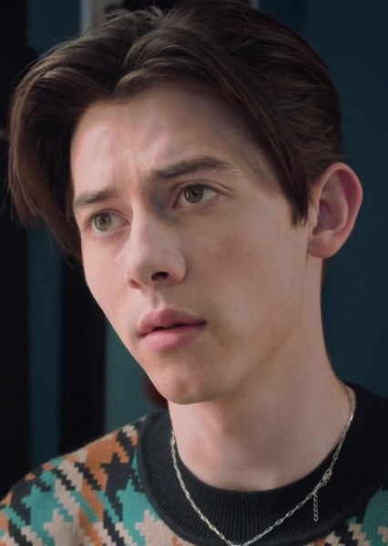 Griffin Gluck photo