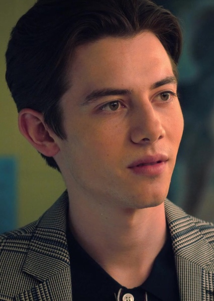 Griffin Gluck photo