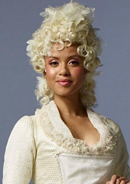 Gugu Mbatha-Raw photo