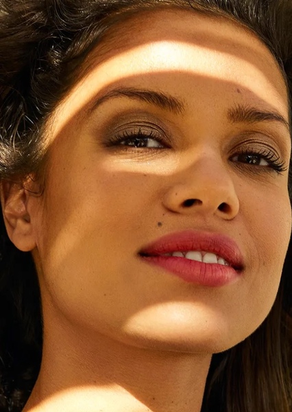 Gugu Mbatha-Raw photo