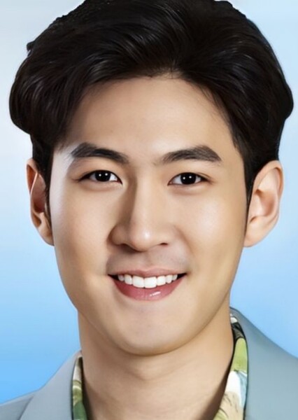 Gunsmile Chanagun Arpornsutinan photo