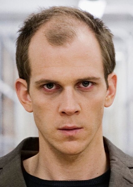Gustaf Skarsgård photo