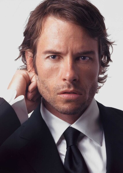 Guy Pearce photo
