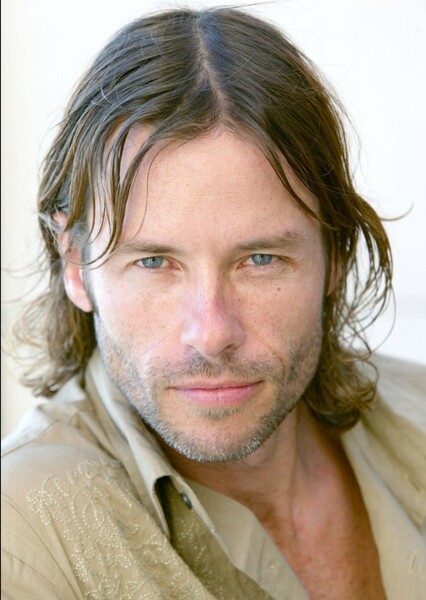 Guy Pearce photo