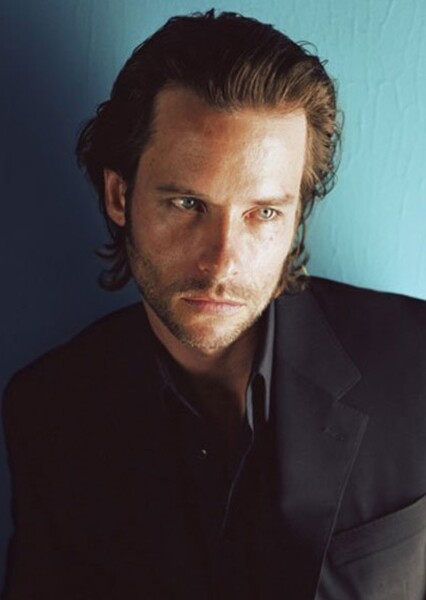 Guy Pearce photo