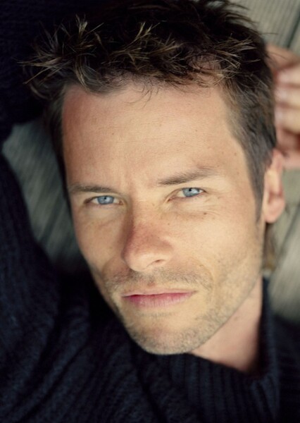 Guy Pearce photo