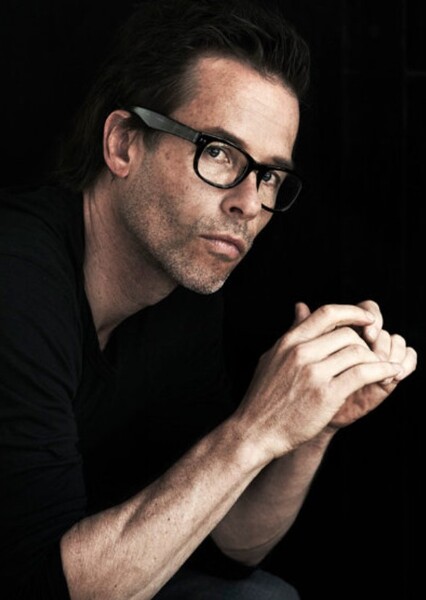 Guy Pearce photo