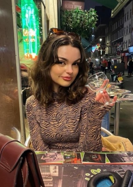 Gwen Jones photo