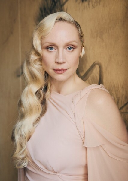Gwendoline Christie photo
