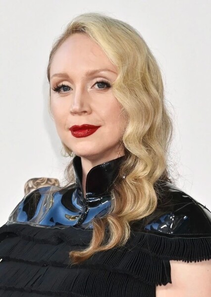 Gwendoline Christie photo