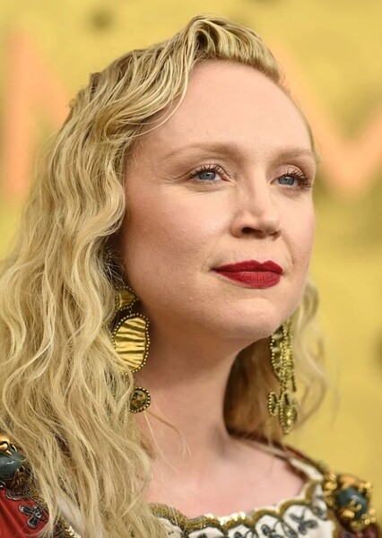 Gwendoline Christie photo
