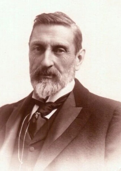 H. Rider Haggard photo