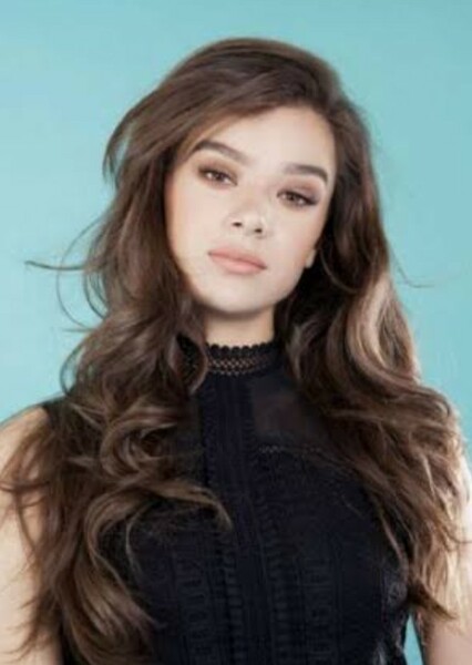 Hailee Steinfeld photo