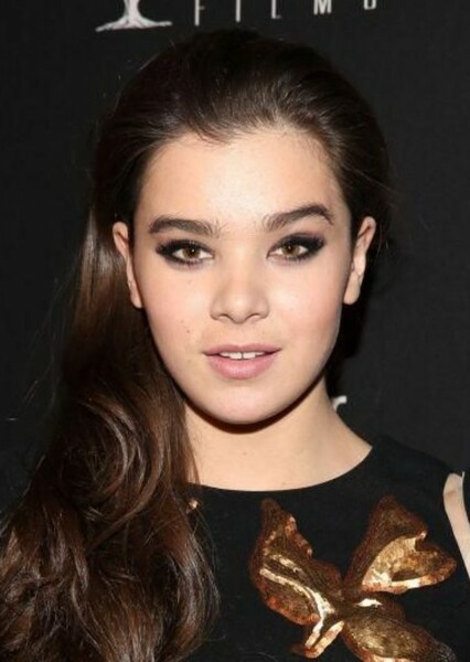 Hailee Steinfeld photo