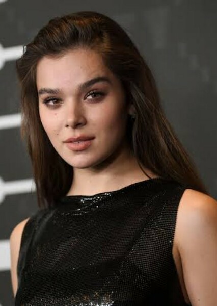 Hailee Steinfeld