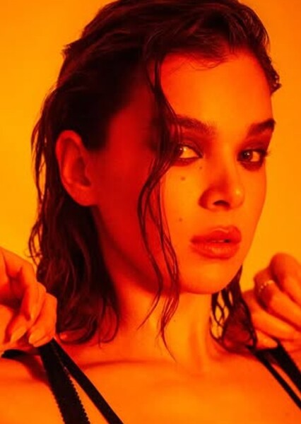 Hailee Steinfeld