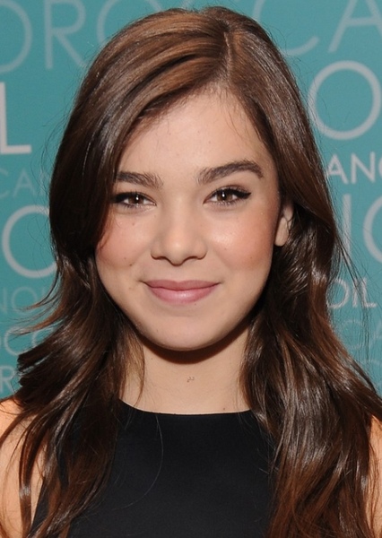 Hailee Steinfeld