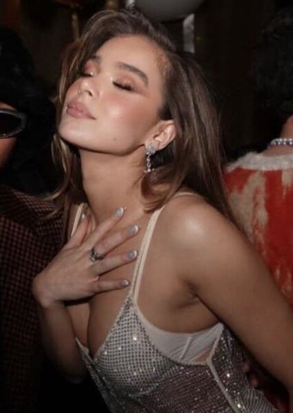 Hailee Steinfeld photo