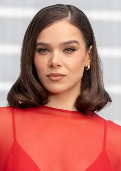 Hailee Steinfeld photo